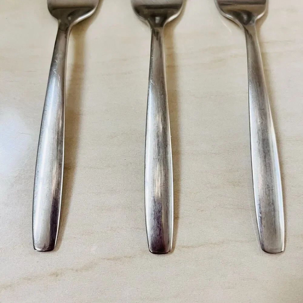International Silver description stainless